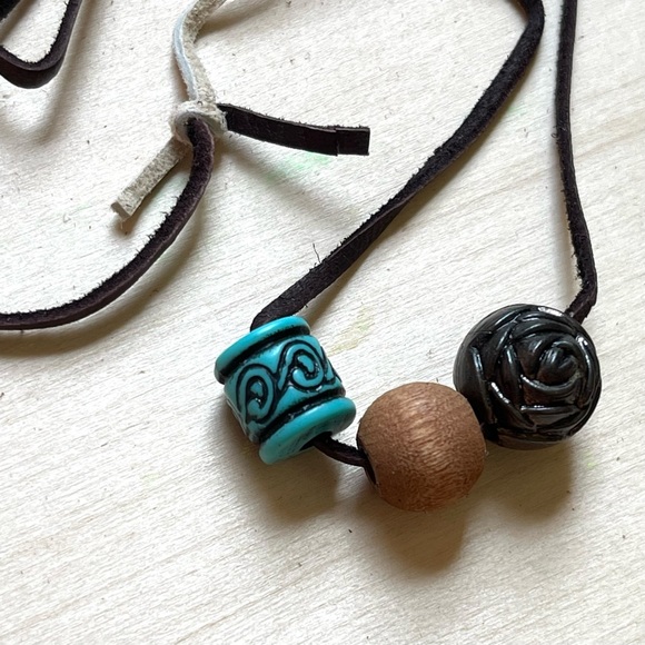 HANDMADE NECKLACE | Dithyrambic One of a Kind Leather Vintage Bead Necklace - Picture 1 of 4